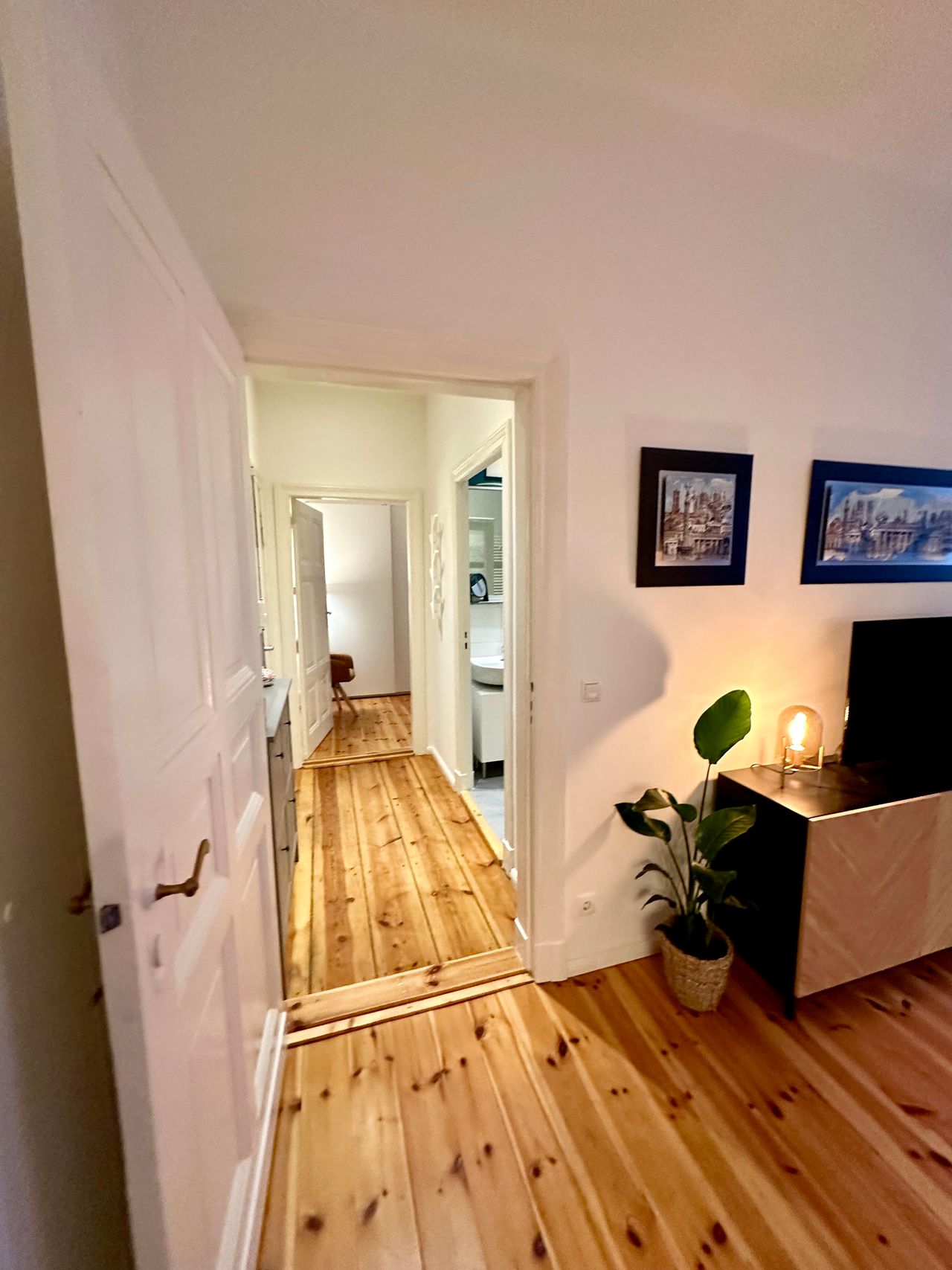 New & stylish 2 room apartment in the heart of Lichtenberg (Berlin)