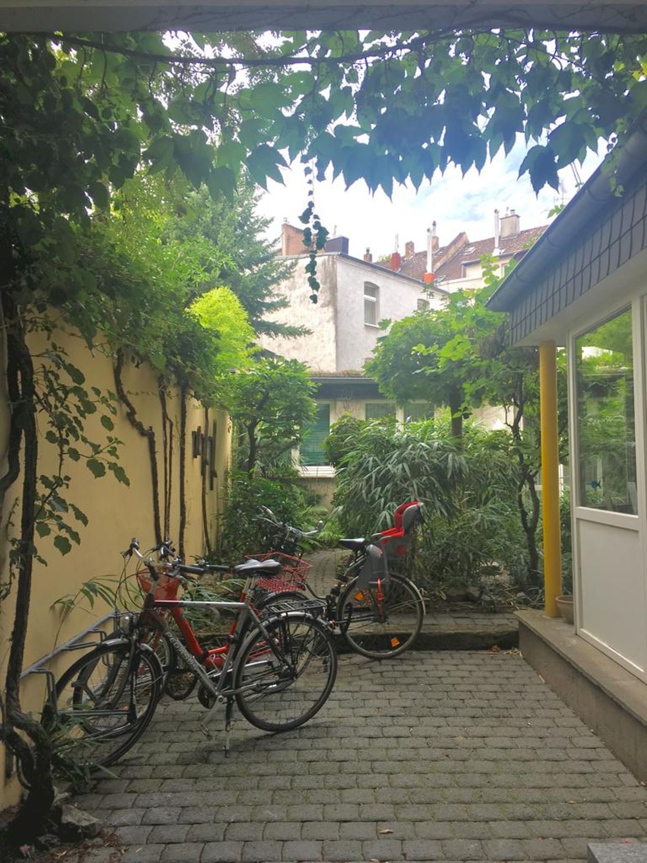 ***Comfort Studio centrally located in Düsseldorf***