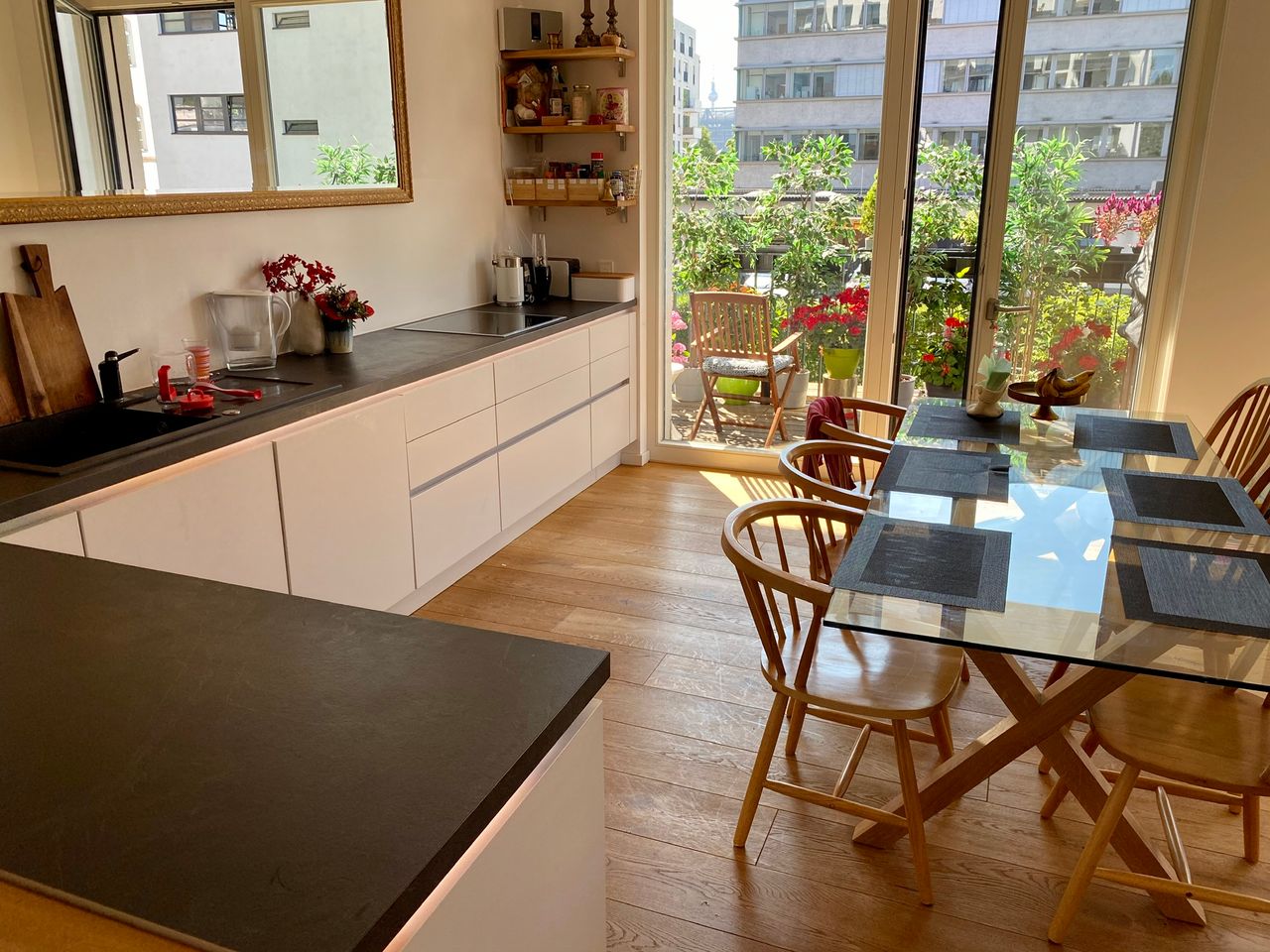 Maisonette, quite, spacious garden apartment in Mitte - ideal for family