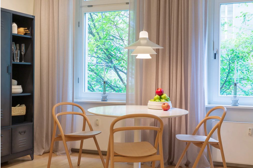 Design Apartment Berlin Mitte directly at subway (1 BR)