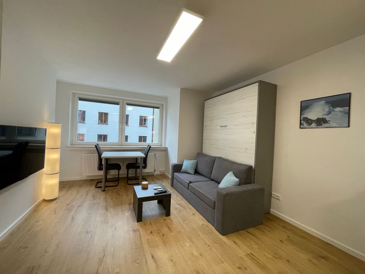 Modern apartment near Medienhafen - Freshly renovated, high quality furnished