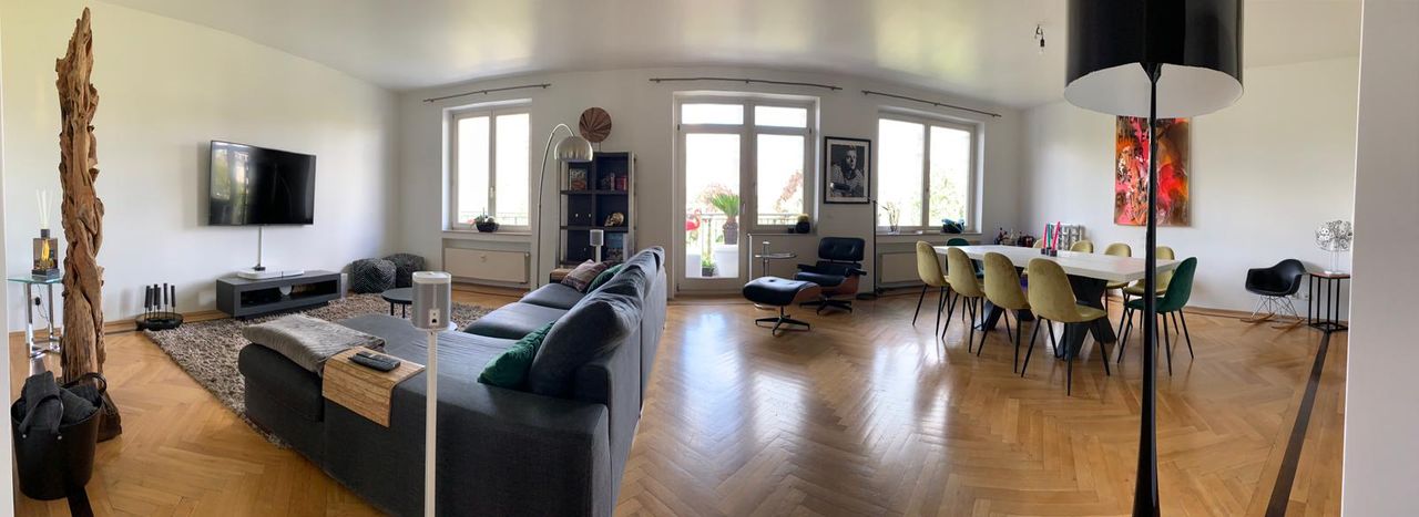 Furnished - Best location - Extraordinary 4 room apartment in quiet  Side street in Düsseldorf Pempelfort