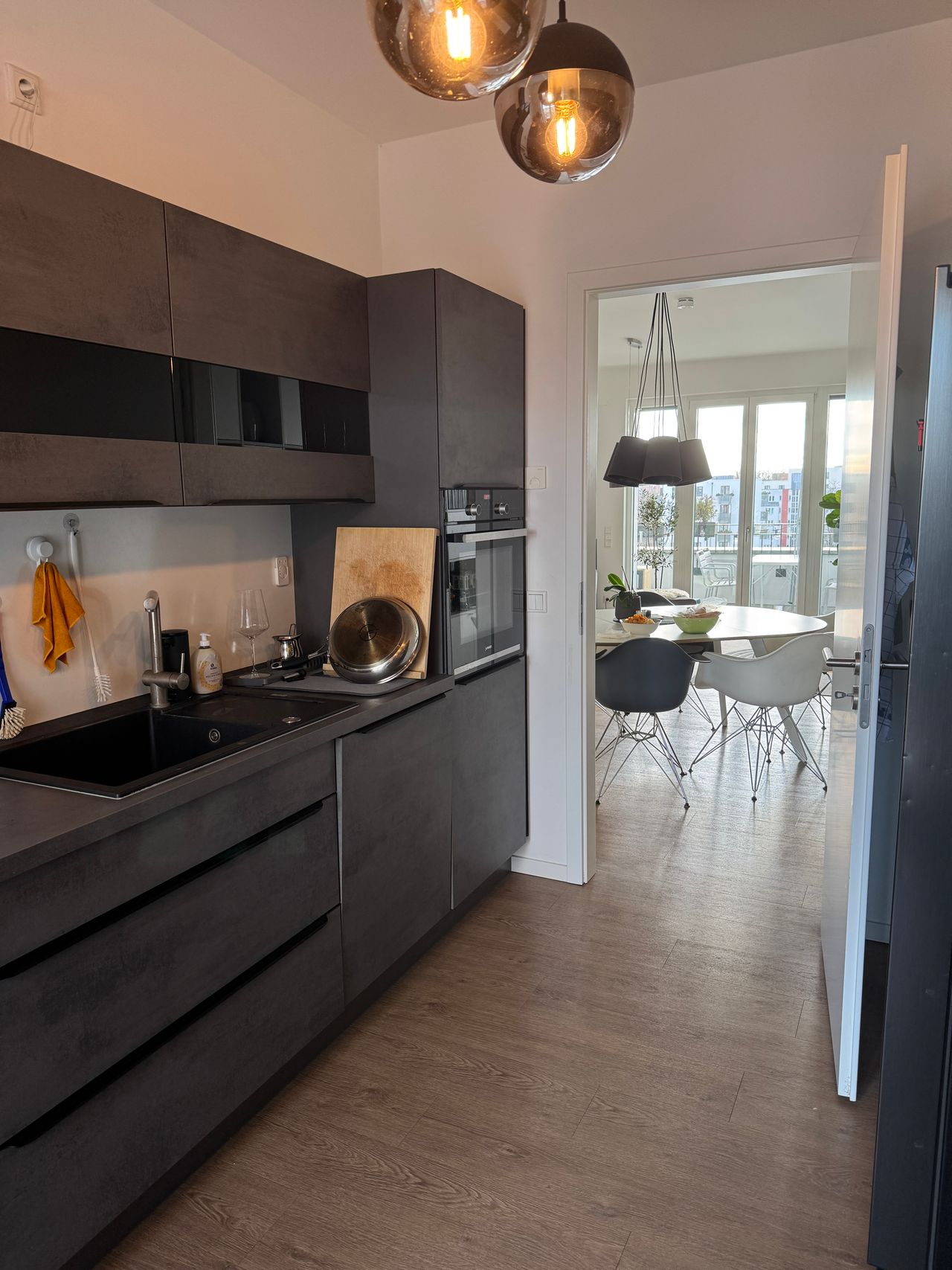 Modern and comfortable apartment close to Mauerpark