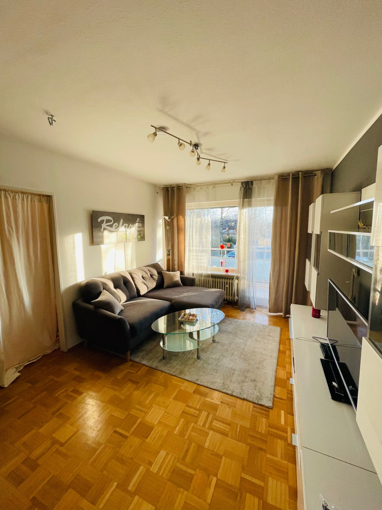 Renovated and well-kept 1.5 room apartment with balcony in Trudering
