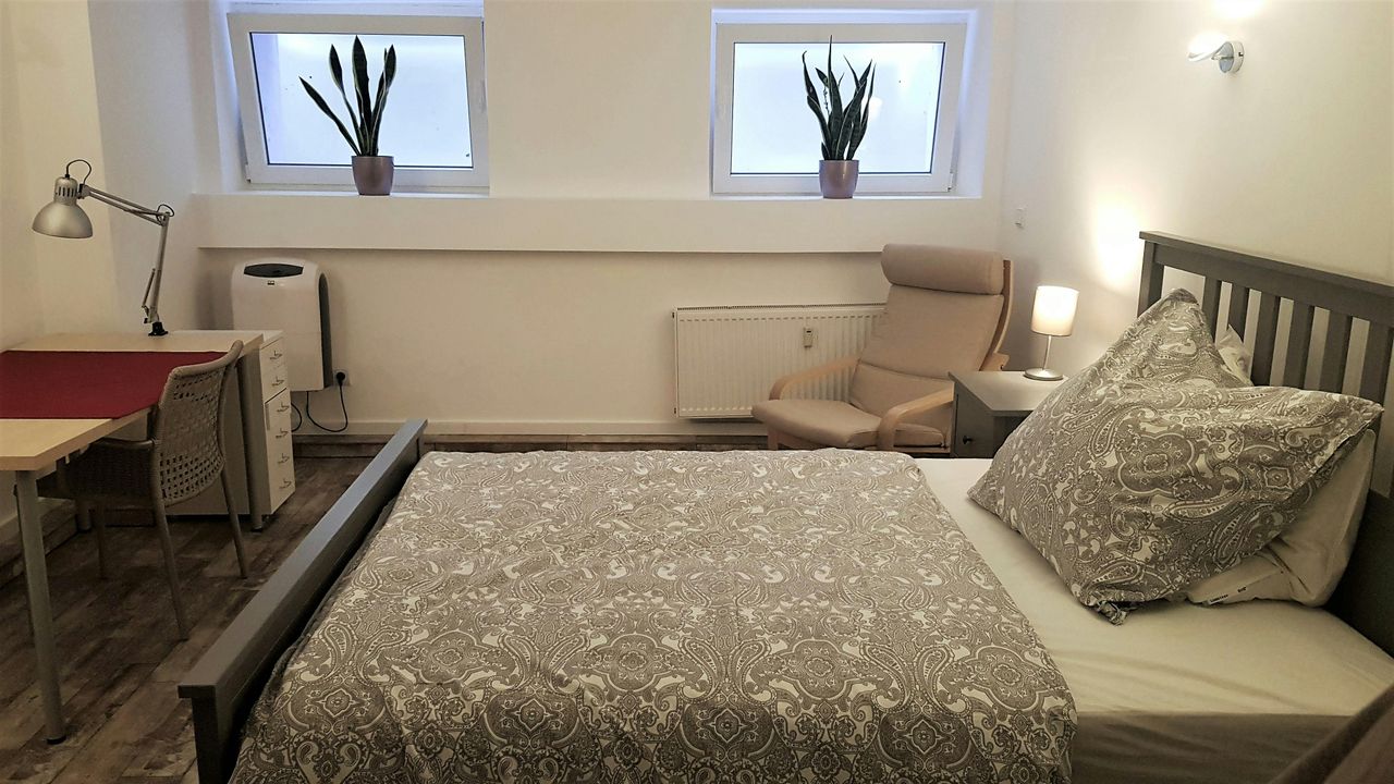 Fully furnished 3-room apartment on two levels