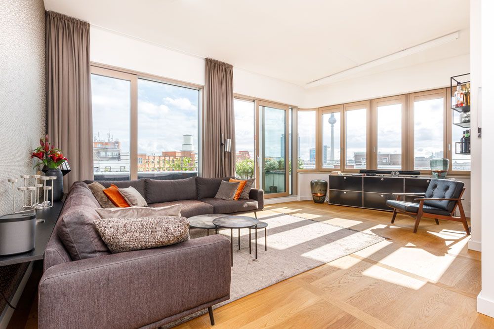 *** Cosy Luxury Penthouse with stunning views ***