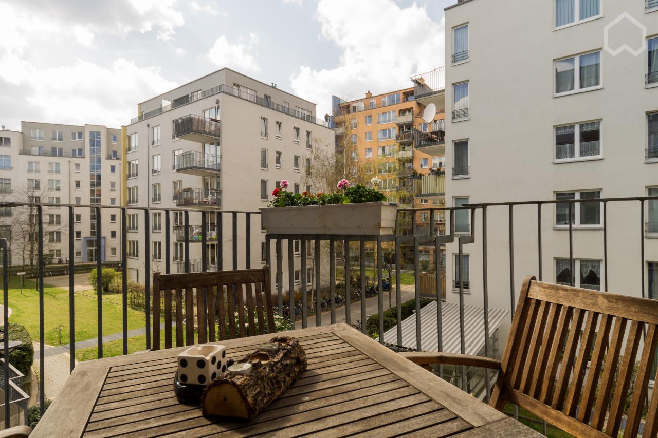 Neat apartment in excellent location with balcony in green Curtyard