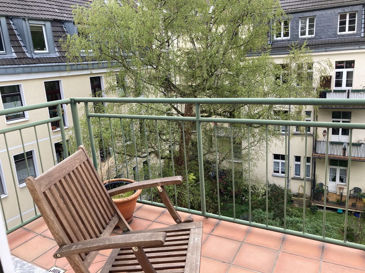 Central In Cologne: Beautiful 3 room flat with balcony in Nippes