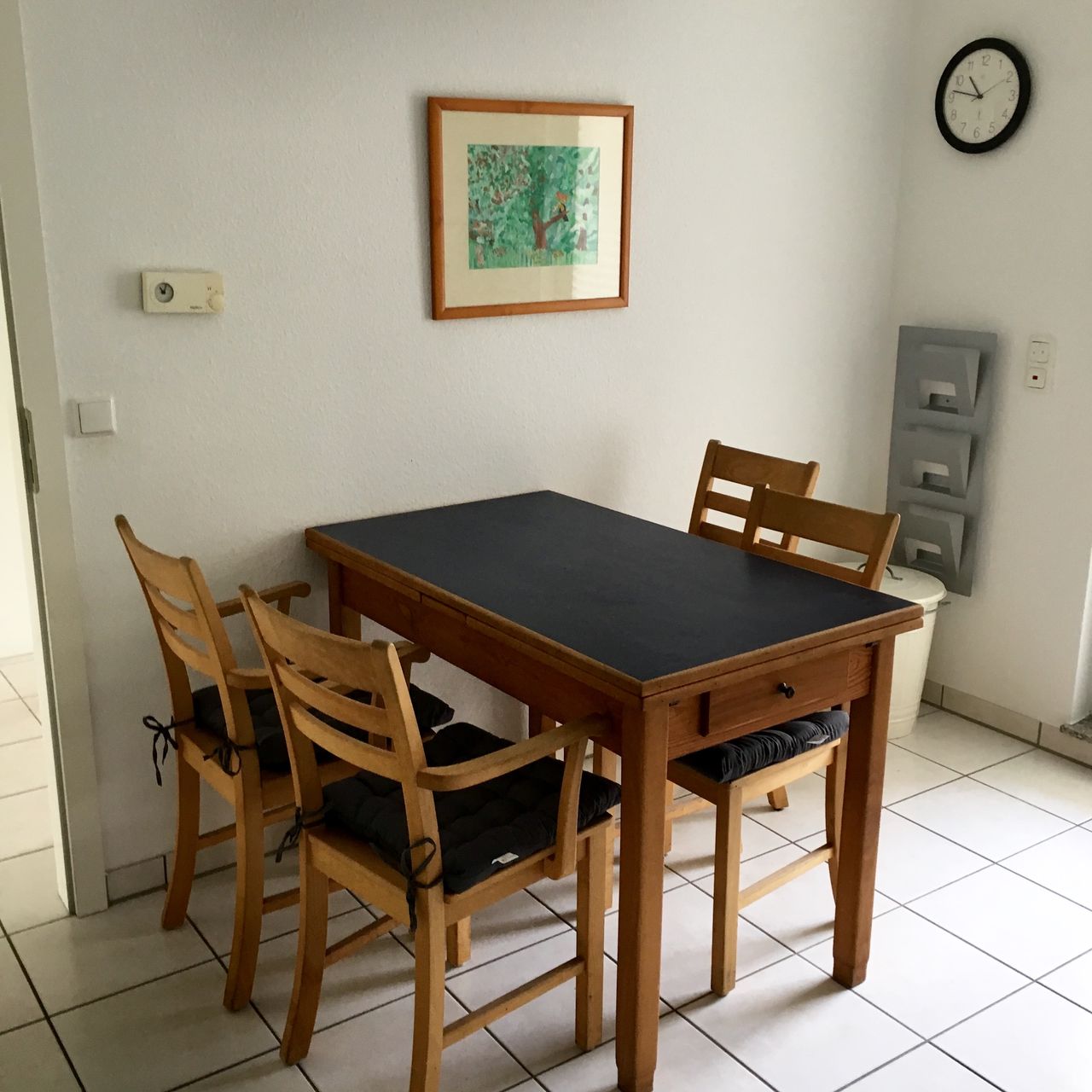 Derendorf: Bright apartment with garage in the building and elevator in a quiet cul-de-sac