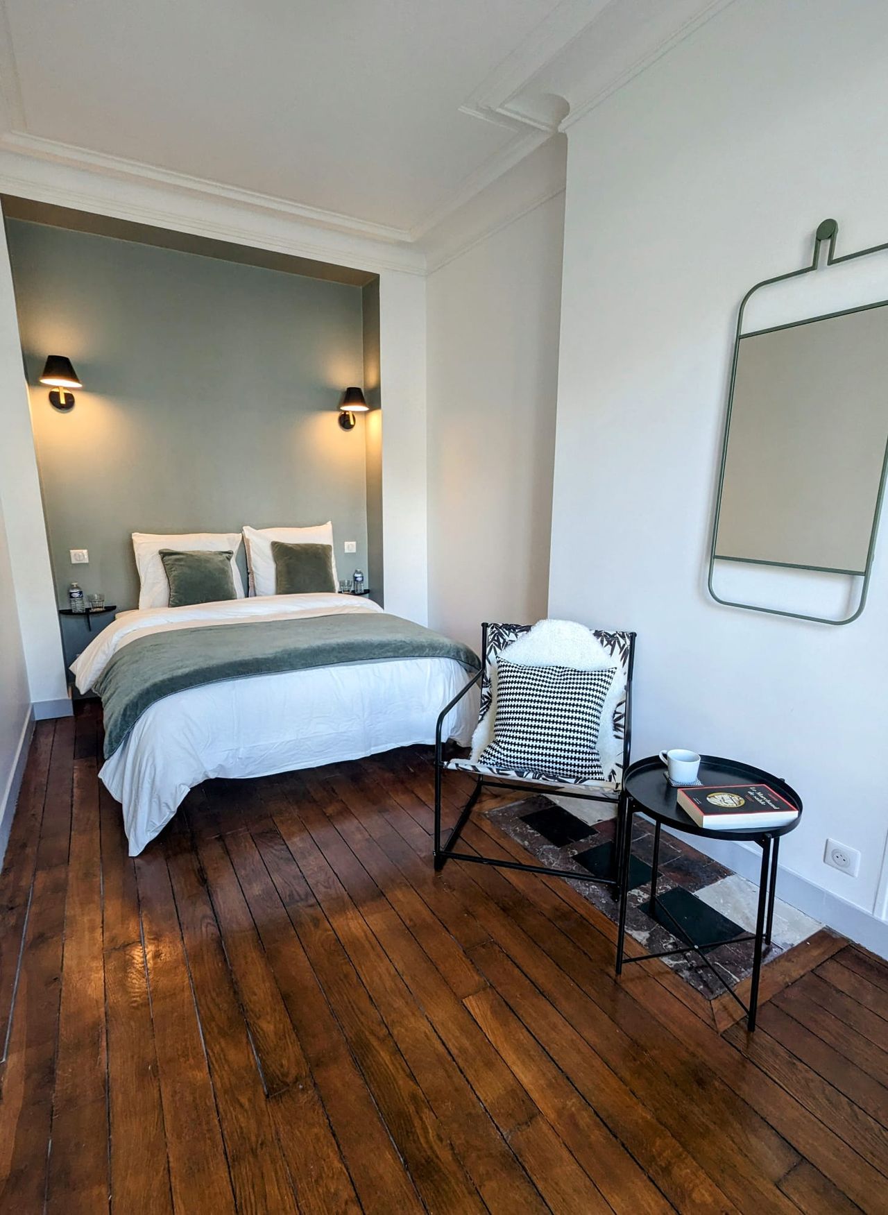 Paris 17: Central large newly renovated 1-bedroom apartment, 45m²