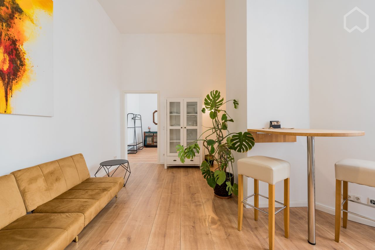 Cozy, charming 2-bedroom apartment in Wilmersdorf, Berlin