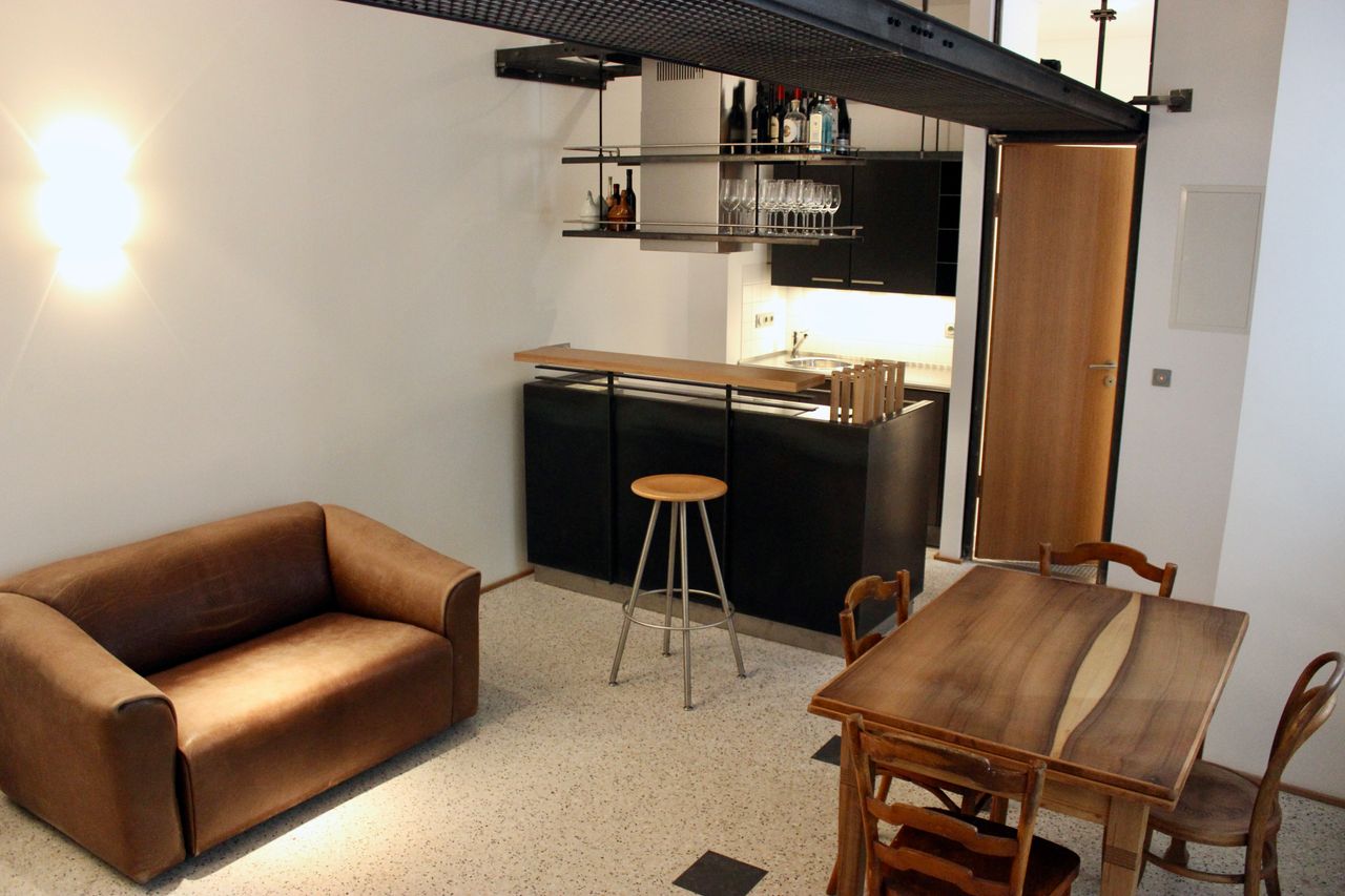 High-end Studio in Cologne's hippest area