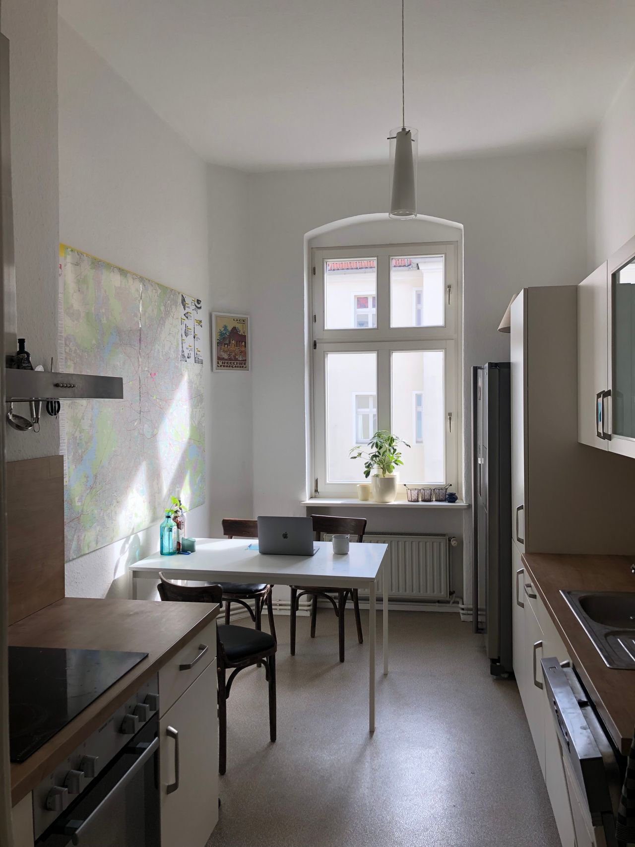 Cozy 2br Altbau in Prenzlauer Berg