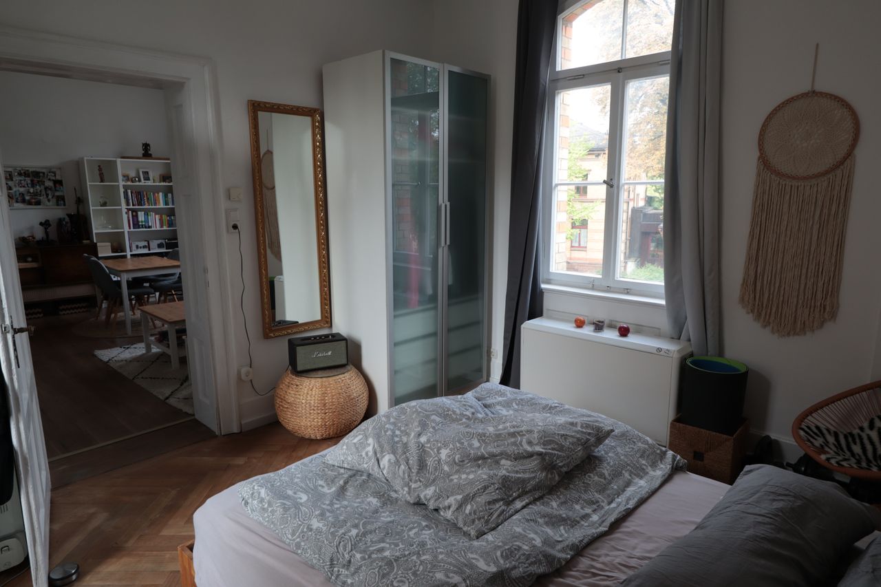 Elegant, fully furnished 2-room apartment centrally located in Stuttgart