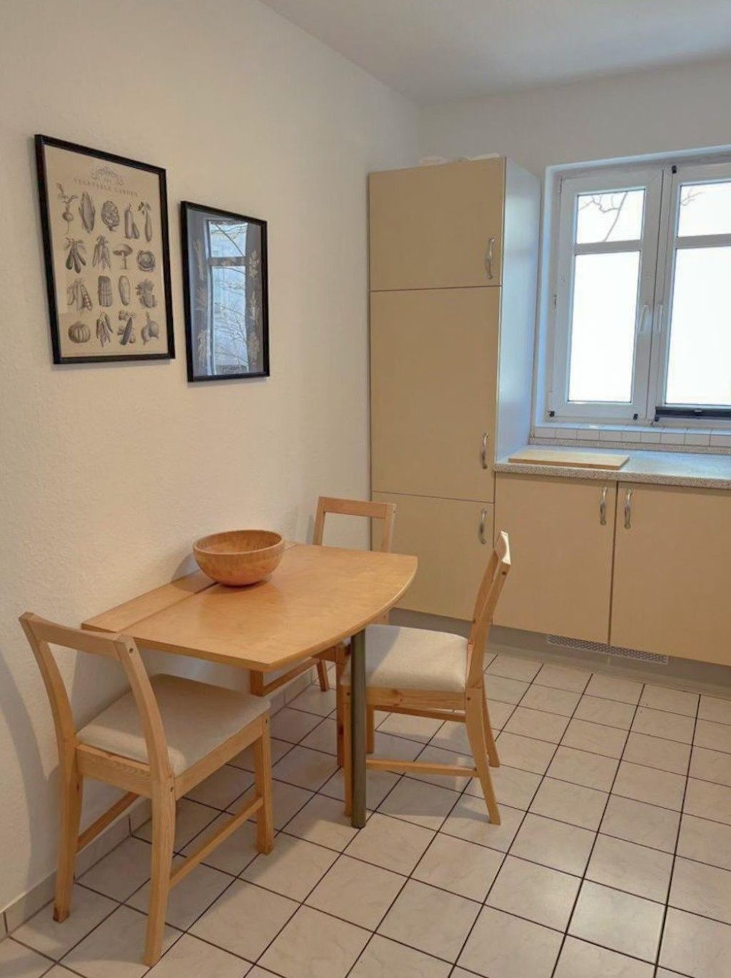 Furnished luxury 3 bedroom apartment in the heart of Nordend