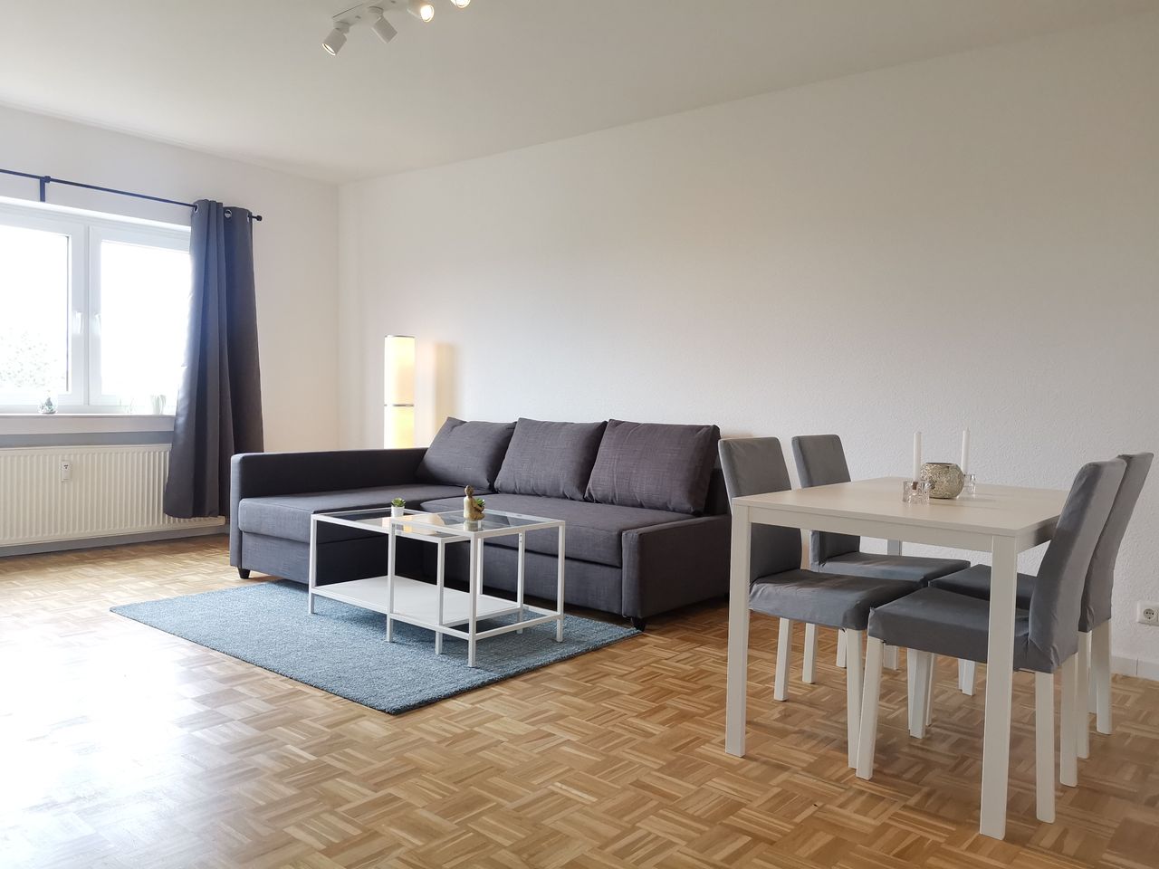 Comfortable 2-room apartment with new fitted kitchen, balcony & fantastic view in Rodgau