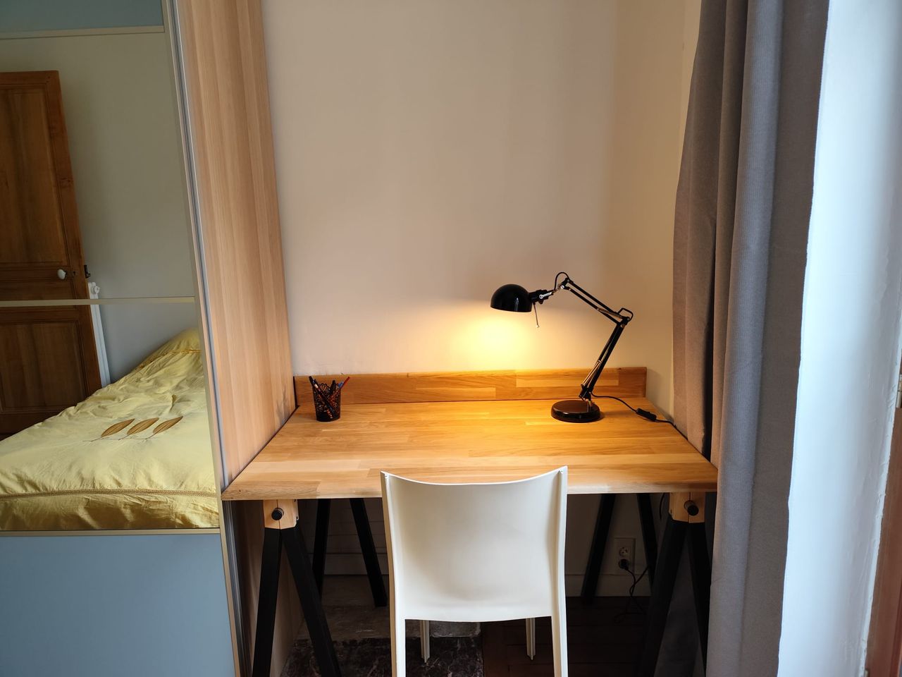 Apartment in front of the Buttes Chaumont