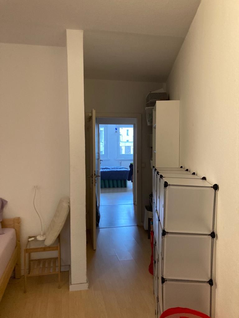 Spacious Apartment in Berlin's Trendy Mitte District, Near Alexanderplatz with High-Speed Wi-Fi