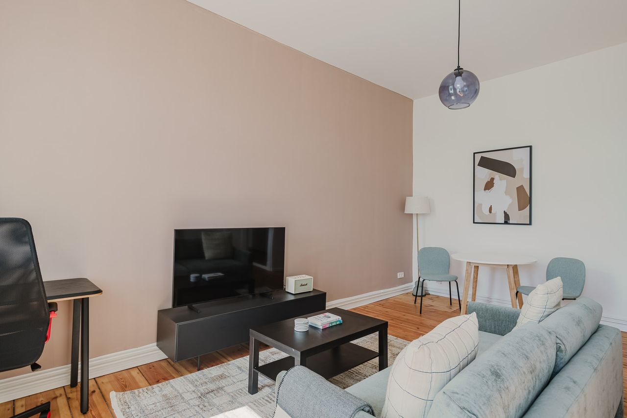 Delightful Friedrichshain Studio, Turnkey w/ Furniture