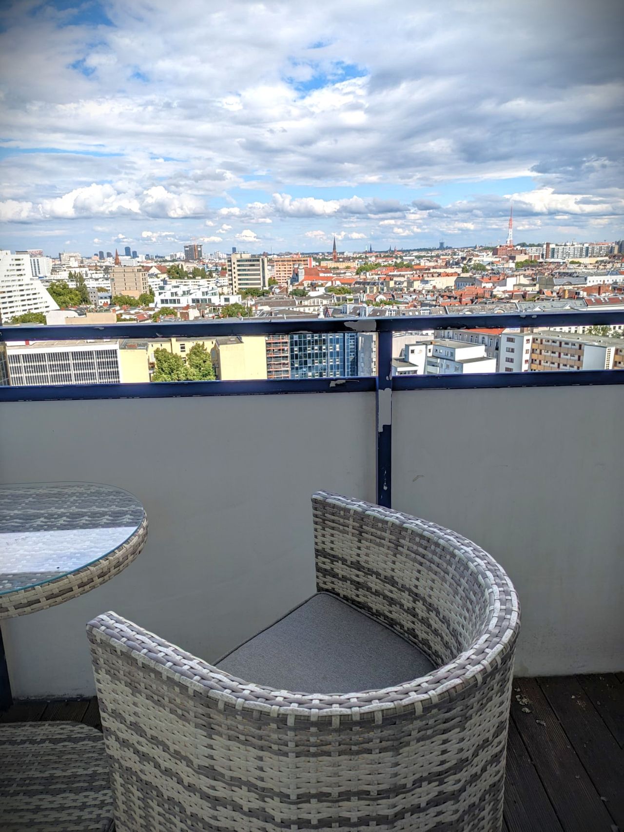 2 room apartment in the city center with a magnificient view