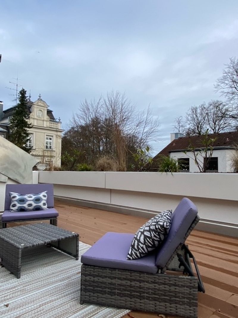 Luxurious 3-Room Apartment in Munich – Exclusive Furnishings and Prime Location