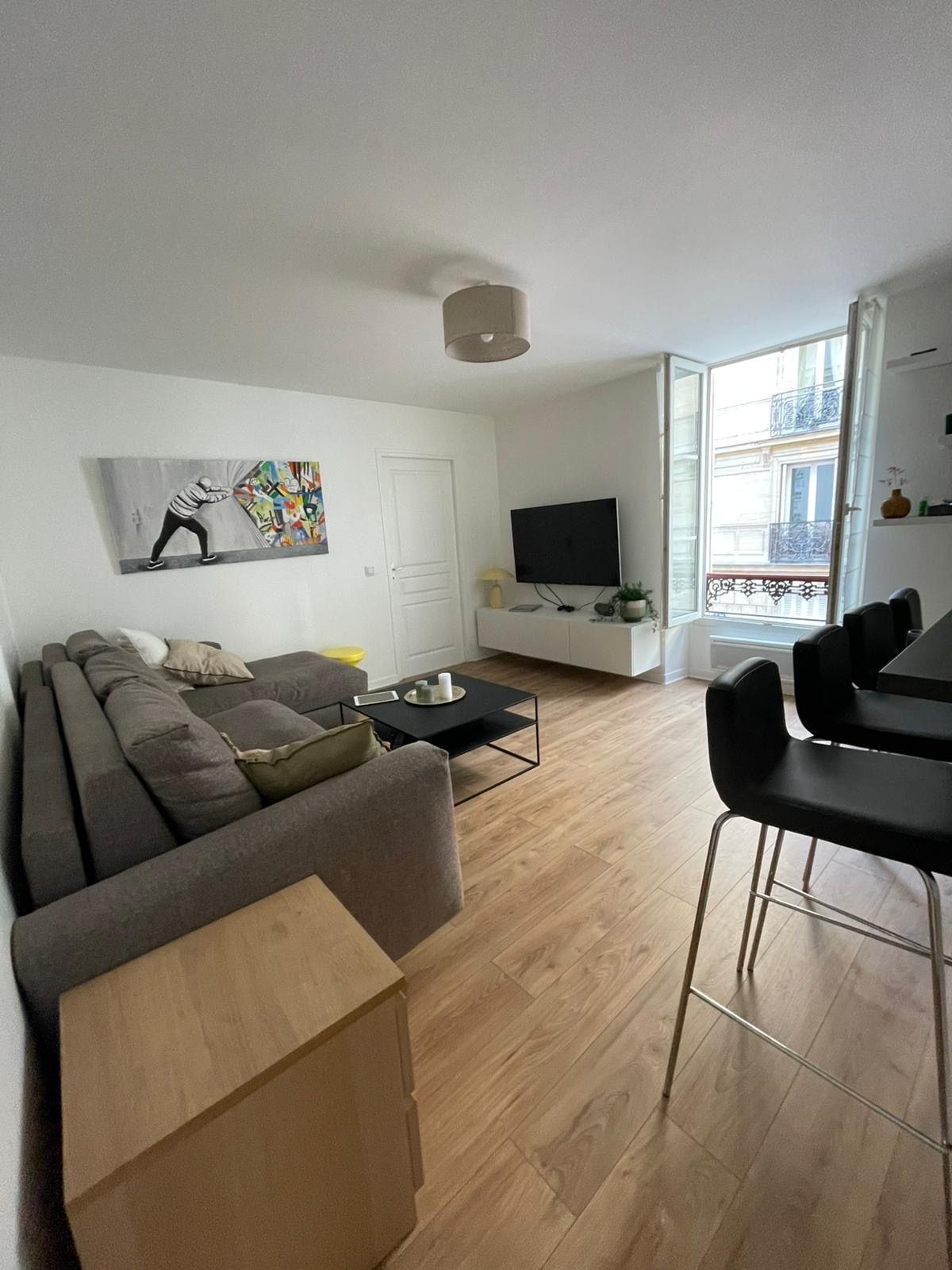 Nice flat with a excellent location in Paris
