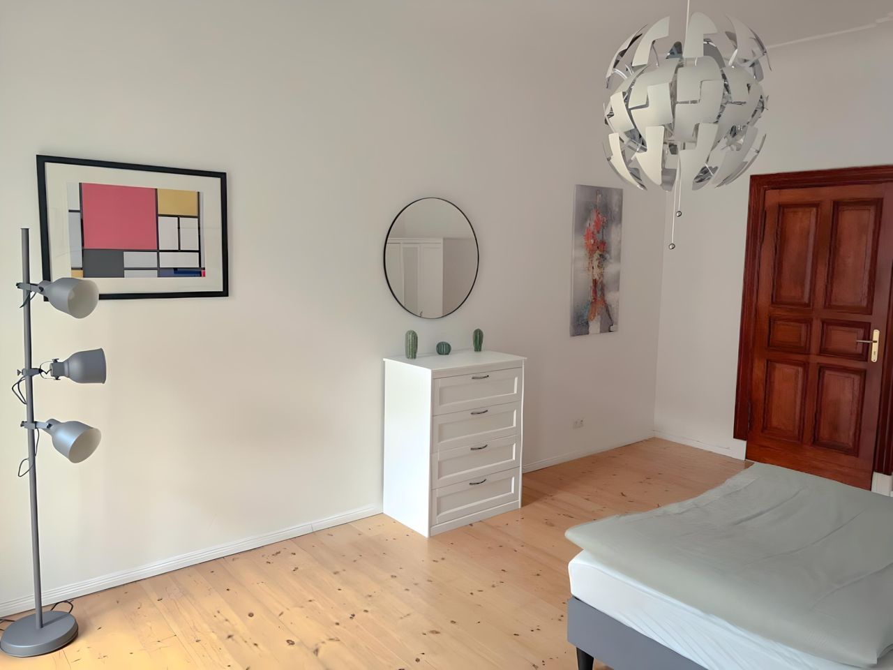 Luxury 3 bedroom apartment in the heart of Berlin Friedrichshain!