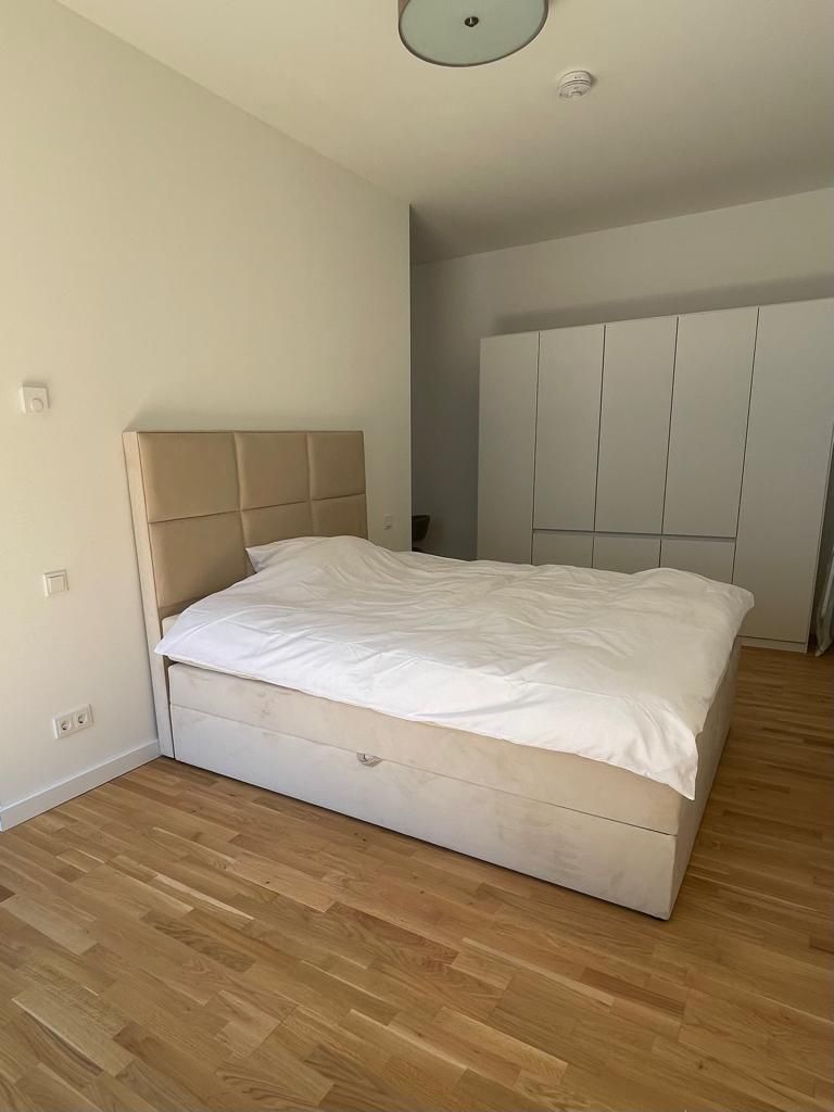 High-quality furnished 2-room luxury apartment (studio) in the "3 Höfe" residence