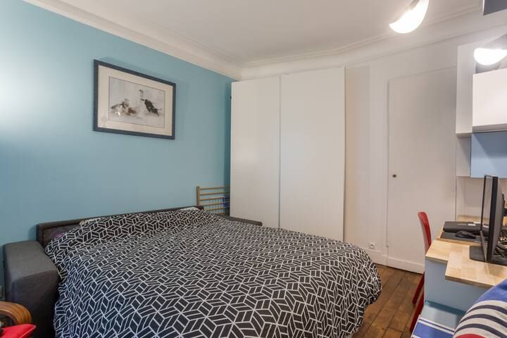 Charming Apartment Near Eiffel Tower & Champs Élysées