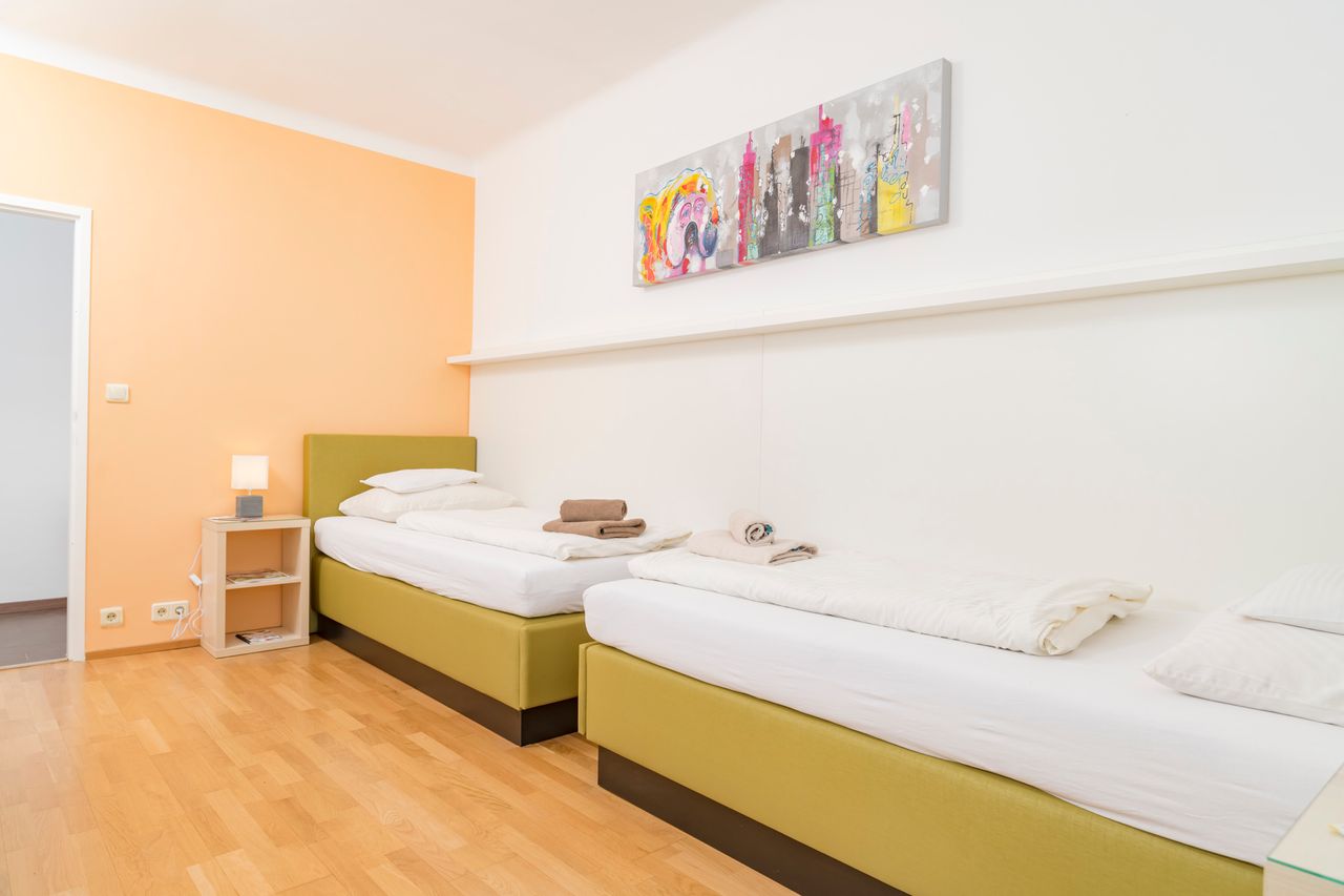 Spacious, modern flat