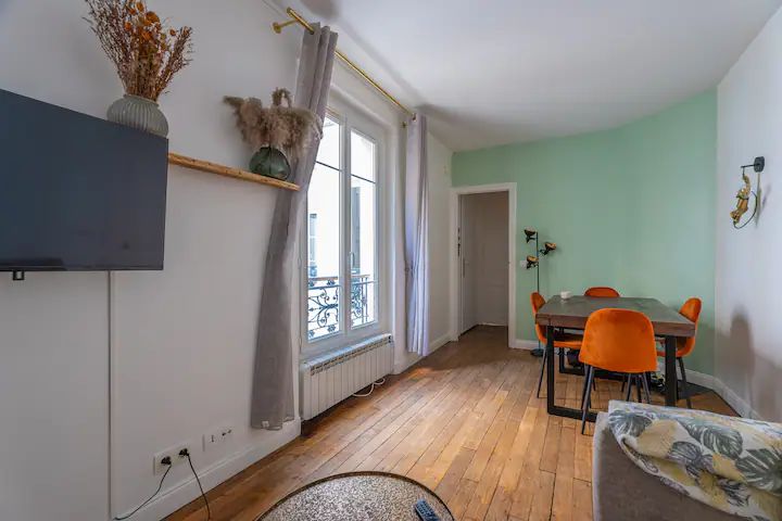 Cozy 1-Bedroom Apartment in the Heart of the City