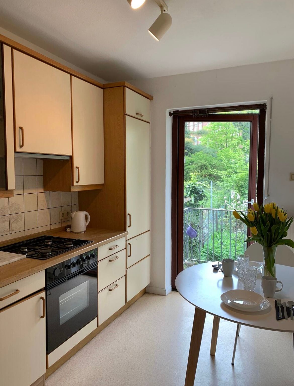 Nice Flat with Garden and free parking