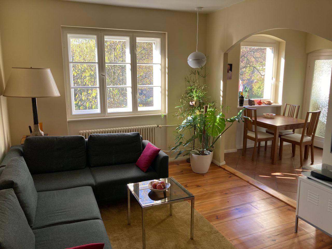Cozy bright 3-room apartment in Neukölln with private garden