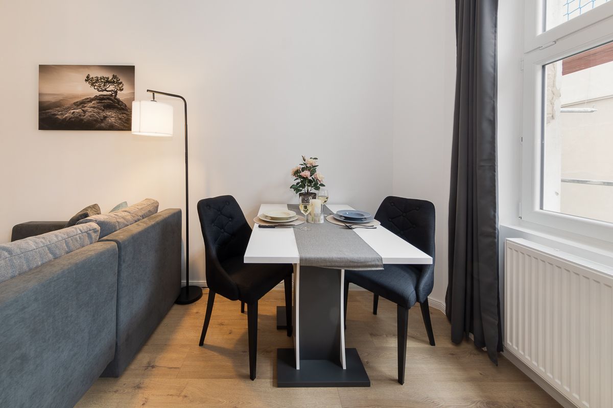 brand new & central apartment 1-bedroom + workplace + kitchen | Berlin Gesundbrunnen