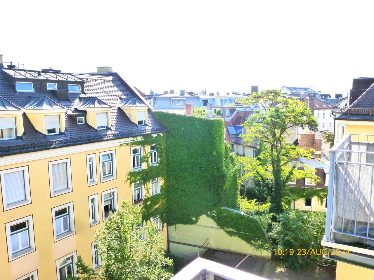 1-Bedroom apartment in München with balcony