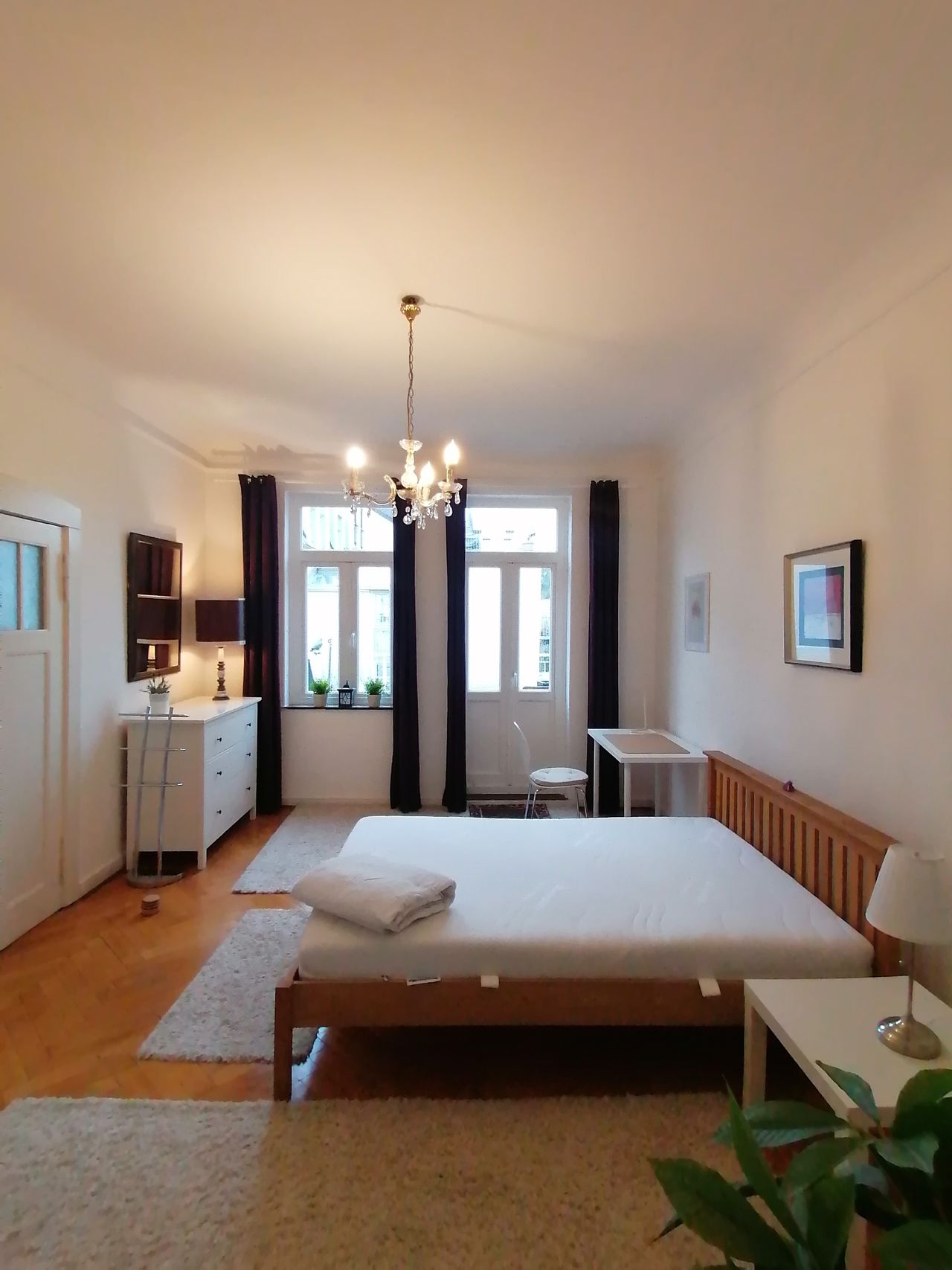 Furnished apartment in an old building in a very good location close to the city, Bürgerpark and university