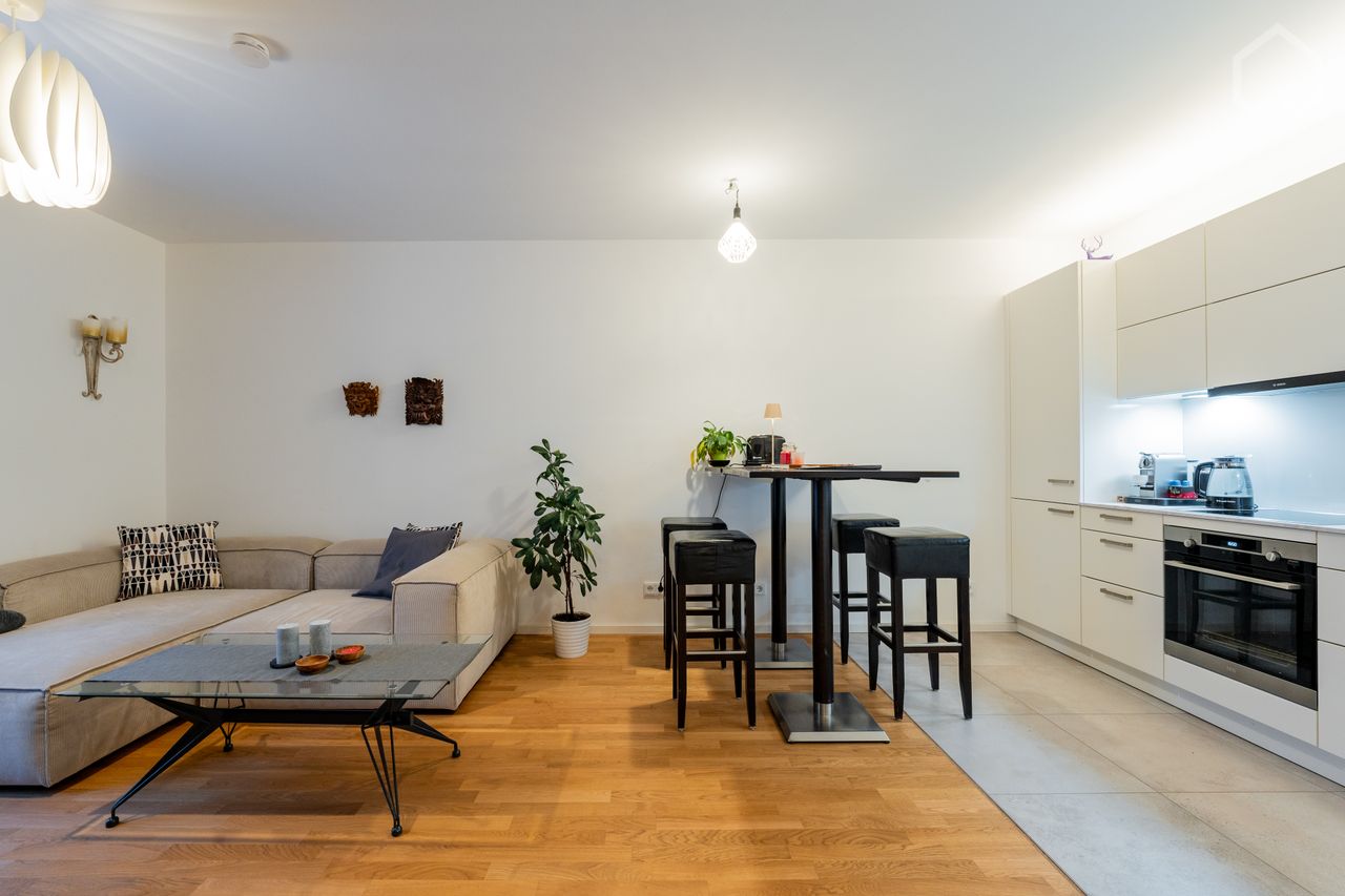 Furnished newly built apartment in Lankwitzer Hofgärten for temporary subletting (3+months)