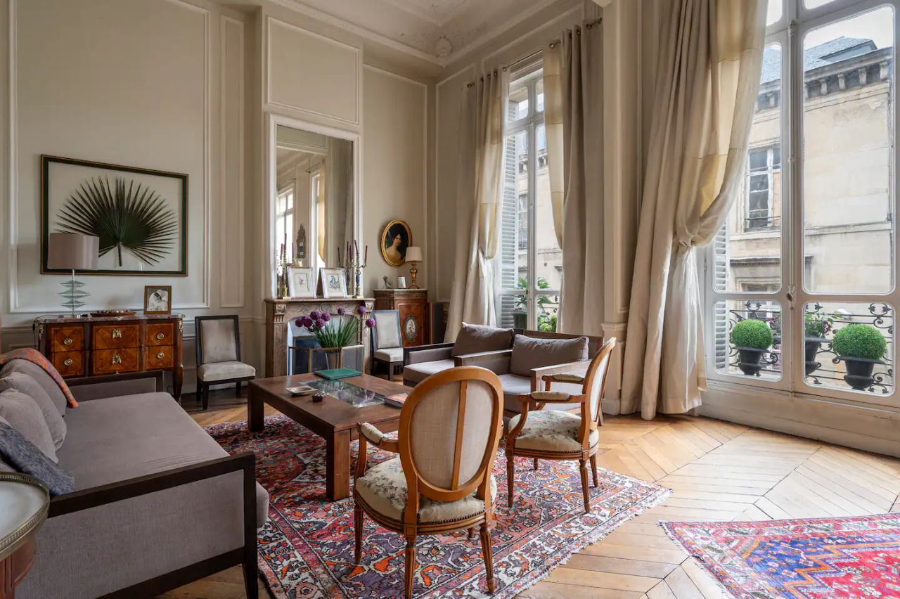 Apartment on 2 Floors in the Heart of 7th Paris