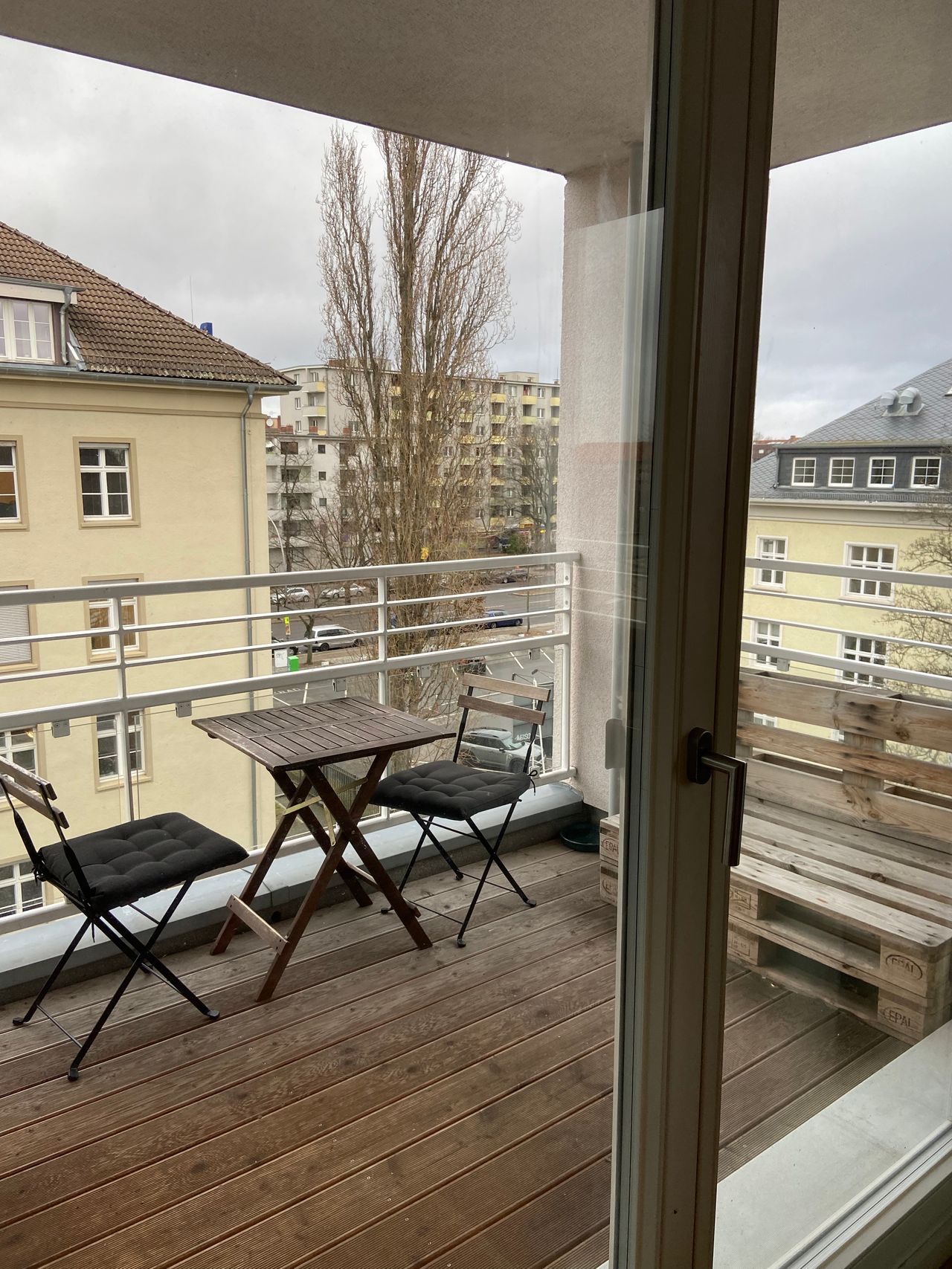 Modern, Open, Bright Apartment near Ku’damm Berlin!