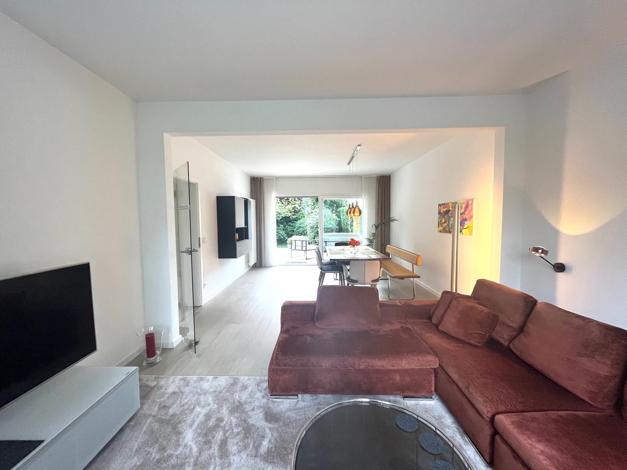 Exclusive apartment in the west of Cologne