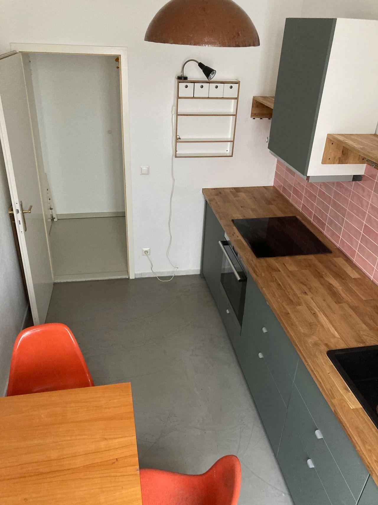Beautiful maisonette apartment with large terrace in a prime location in Berlin-Mitte