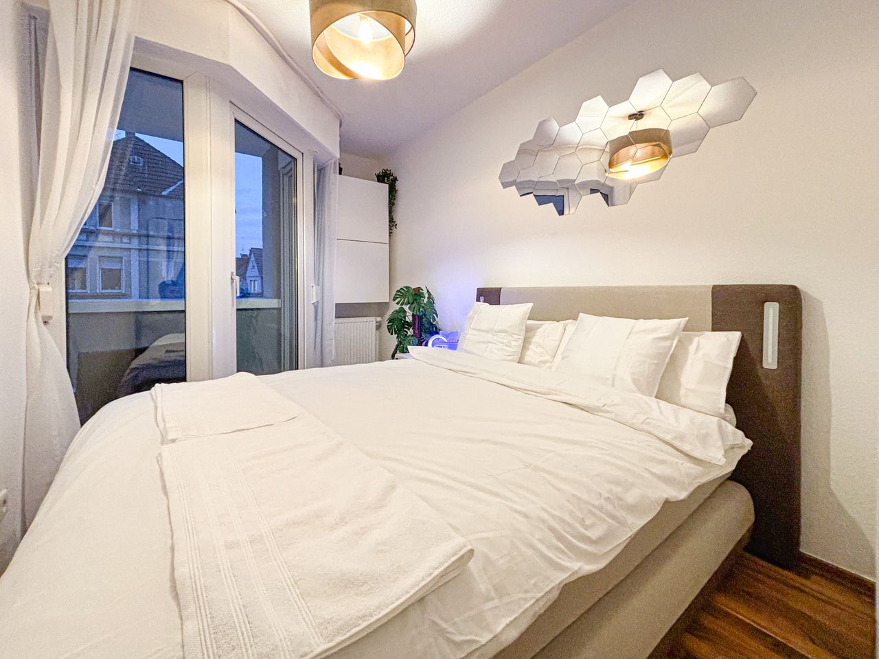 Luxuriös Apartment in City Center, Free Parking, Balkony