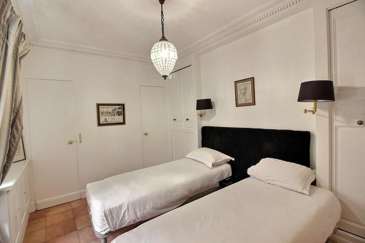 Rental Furnished Appartment - 4 Rooms - 100m²