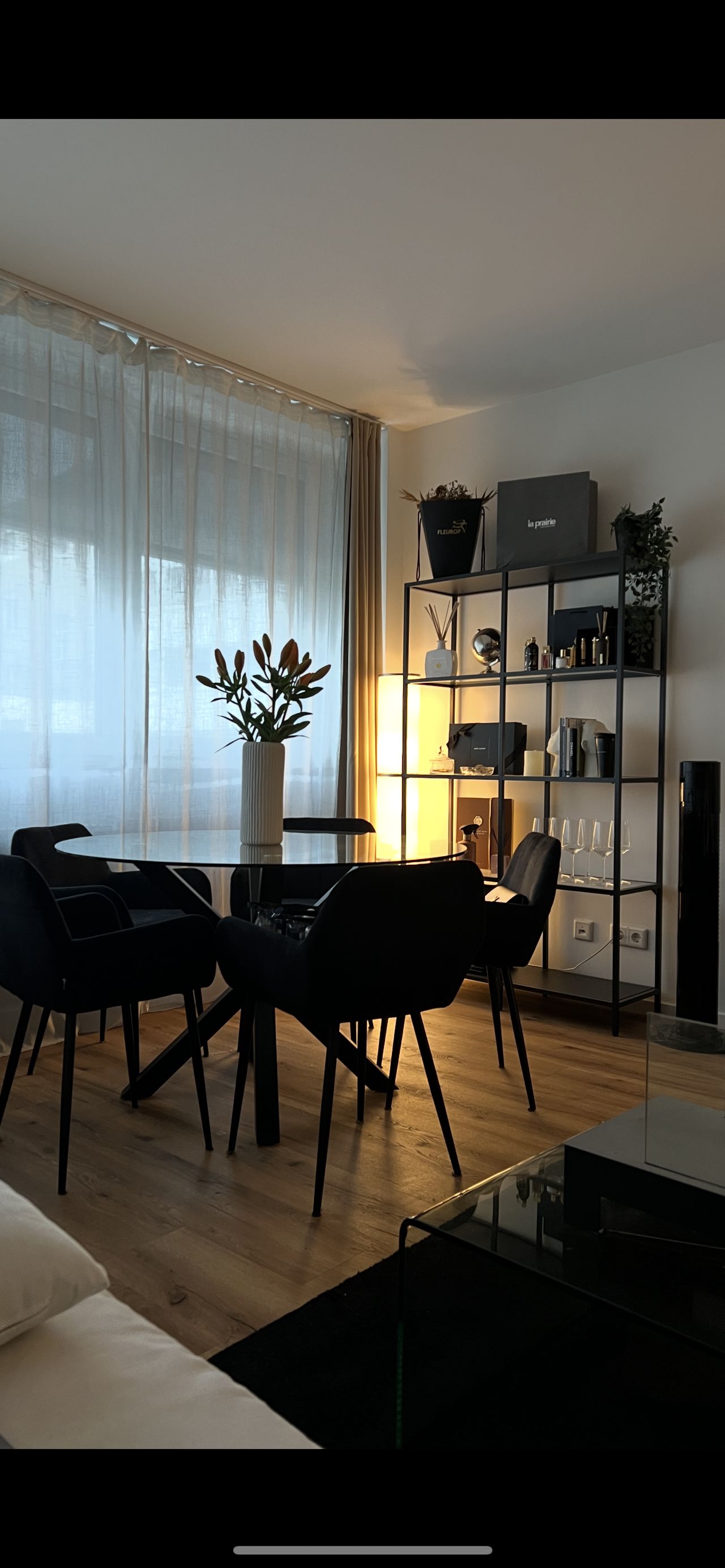Gehobenes Einzimmer Apartment
