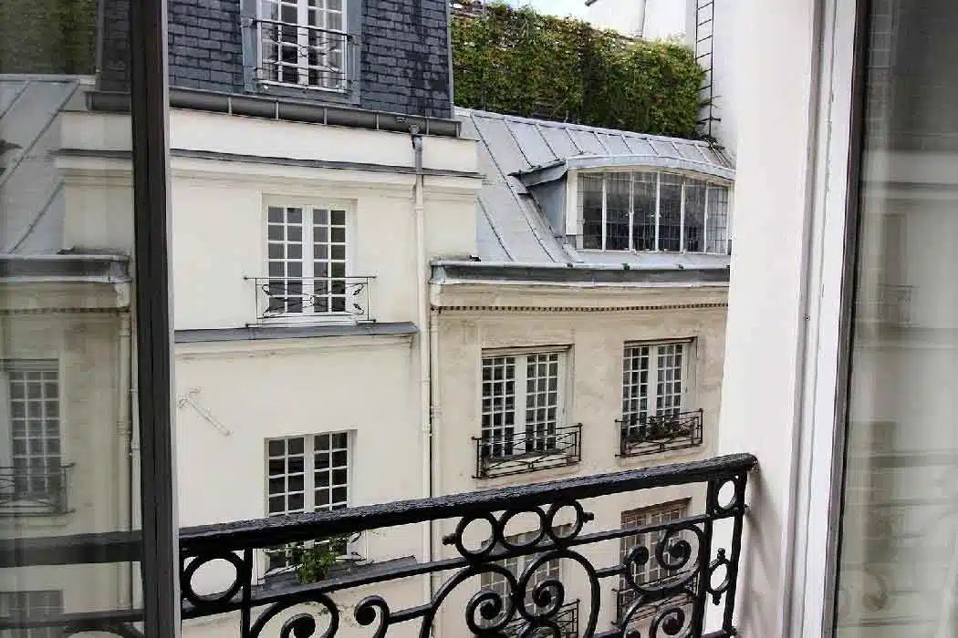 Rental Furnished flat - 3 rooms - 70 m² - Île de la Cité - Île Saint Louis - 75004 Paris