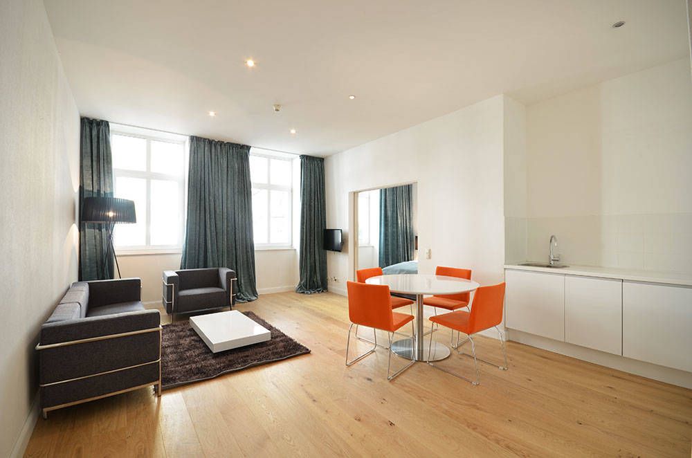 Elegant and fully furnished business apartment with 1 bedroom in Frankfurt/Main near Mainufer