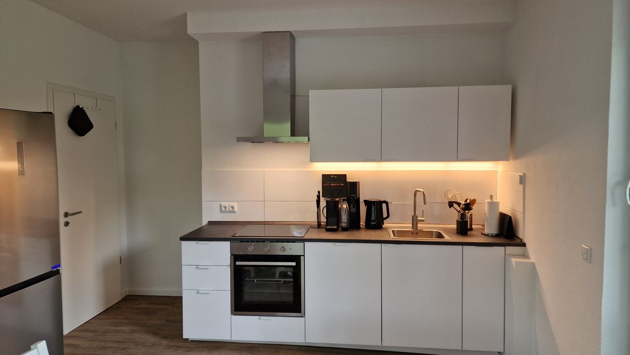 Elfriede3: renovated quiet apartment in GE for rent