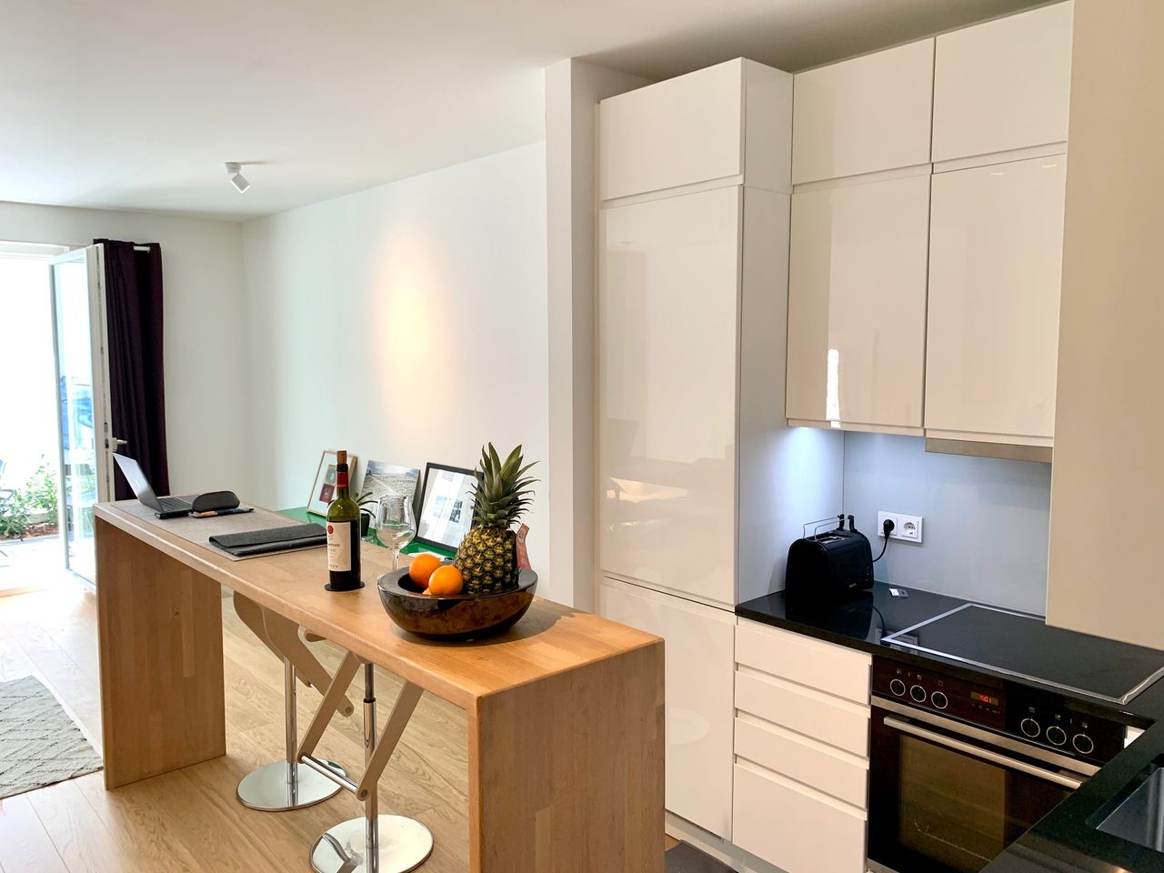 New built, modern 55qm studio-apartment located in hip Friedrichshain