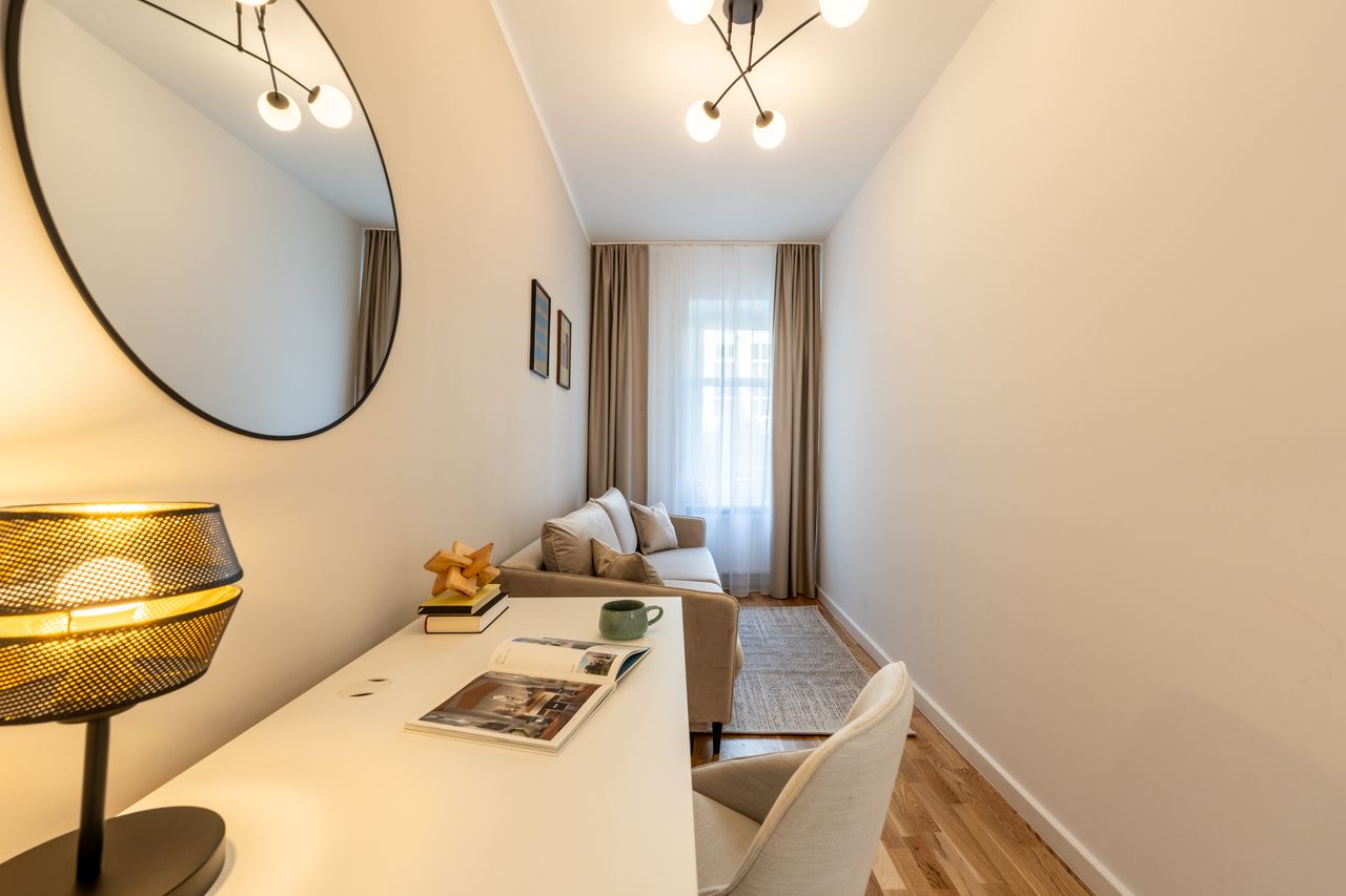 Sleek and Chic: Neukölln's Latest Lifestyle 2 bedrooms Apartment