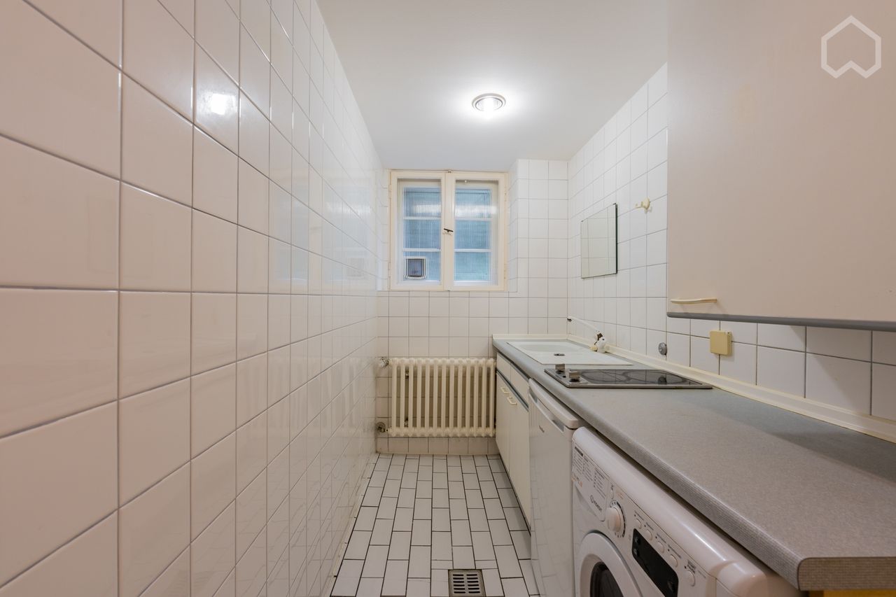 2 room apartment for 2 or 3 persons located in the basement with private entrance near the small Wannsee in the countryside